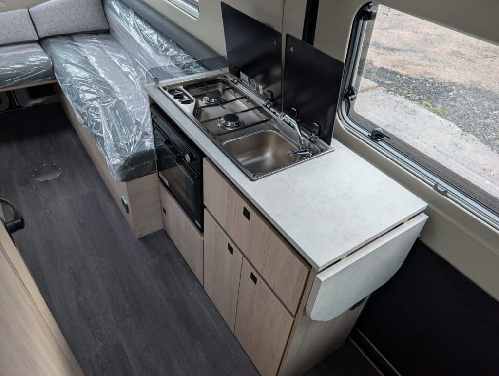 New Auto-Trail Expedition 66 Automatic — 5 kitchen