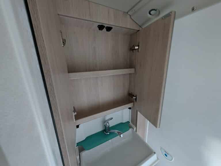 New Auto-Trail Expedition 66 Automatic — 8 wroom