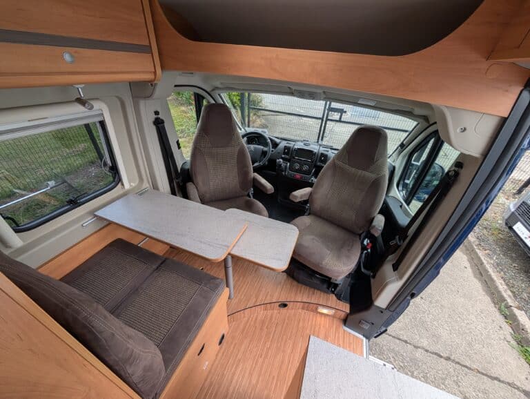 2021 Possl Roadcamp 540 — 2 lounge