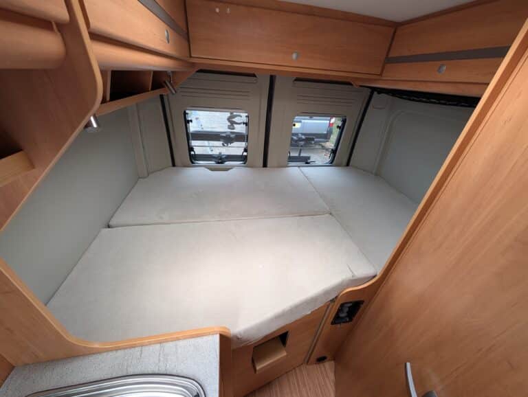 2021 Possl Roadcamp 540 — 3 fixed bed